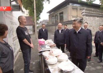 Shugaban Kasar Sin Ya Yi Rangadi A Lardin Anhui