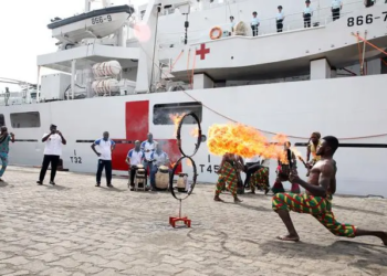 Jirgin Ruwan Aikin Jiyya Na “Peace Ark” Ya Kammala Aikinsa A Benin