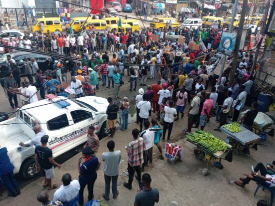 Tsadar Rayuwa: Zanga-zanga Ta Barke A Abuja Da Legas