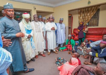 Askarawan Zamfara Da Aka Kashe Sun Nuna Sadaukarwa, Za Mu Kula Da Iyalansu – Gwamna Dauda