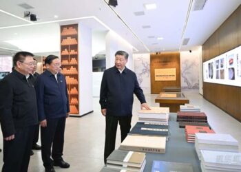 Xi Jinping Ya Yi Rangadi A Lardin Hubei