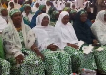 Uwargidan Shugaban Ƙasa Ta Ƙaddamar Da Atamfar Haɗin Kan Ƙasa Da Tallafin Littafi 50,000 A Zamfara 