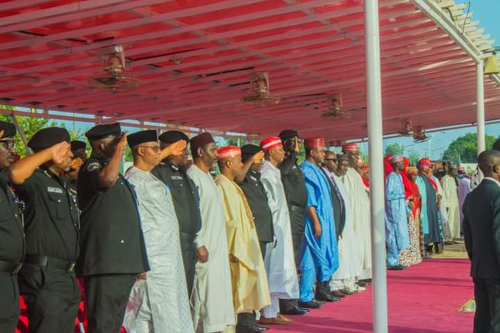 HOTUNA: Yadda Abba Ya Raba Wa ‘Yansanda Motocin Sintiri 78 A Kano