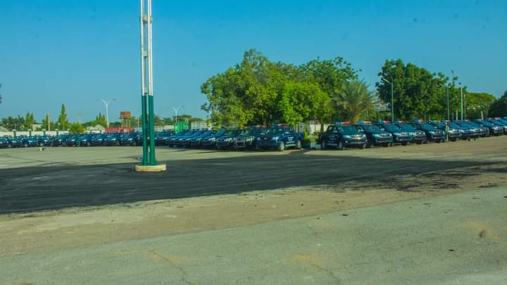 HOTUNA: Yadda Abba Ya Raba Wa ‘Yansanda Motocin Sintiri 78 A Kano