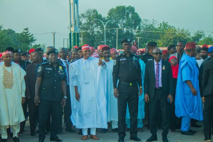 HOTUNA: Yadda Abba Ya Raba Wa ‘Yansanda Motocin Sintiri 78 A Kano