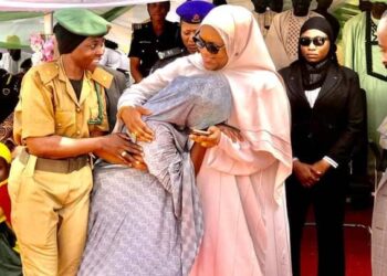 Uwargidan Gwamnan Zamfara Ta Ƙaddamar Da Biyan Bashin Waɗanda Aka Tsare A Gidan Gyaran Hali