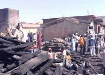 Gobara Ta Yi Sanadiyar Asarar Miliyoyin Dukiya A Kasuwar Katako Da Ke Jos