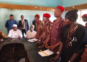 Dole Ne Ƙungiyoyin Ƴan Banga Su Haɗa Kai – Kauran Yauri