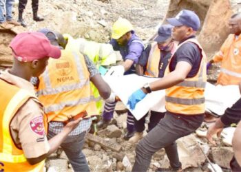 Rushewar Gini Ya Kashe Rayuka 4, An Ceto Mutane 105 A Abuja A 2024 – FEMD