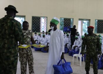 Gwamnati Ta Sake Haɗa Tubabbun Mayaƙan Boko Haram 5,000 Da Iyalansu