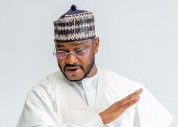 Gwamnatin Zamfara Na Biyan Ma’aikatan Bogi N193.6m Duk Wata