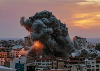 Mutum 330 Sun Mutu Yayin Da Isra’ila Ta Kai Wa Gaza Sabbin Hare-hare 