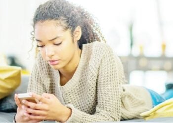 Kamfani Kariya Daga Soyayyar ‘Online’ Da Shagalta A Intanet