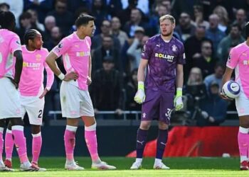 Southampton Ta Koma Rukunin Ƴan Dagaji Bayan Shan Kashi A Hannun Tottenham