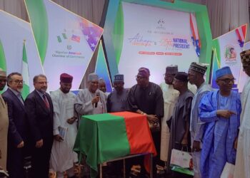 An Karrama Shugaban Qausain TV, Kanar Sani Bello Da Lambar Yabo