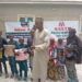 Kungiya Ta Bai Wa Marayu Tallafin Atamfofi Da Shaddodi A Yobe 