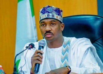 Gwamnan Sokoto Ya Amince Da Sauya Wa Manyan Sakatarori 25 Ma’aikatu A Jihar 