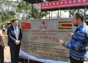 An Kaddamar Da Yankin Gwajin Aikin Gona Da Sin Ta Gina A Zimbabwe