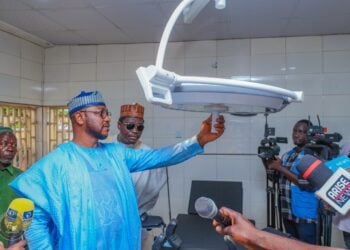 Gwamna Lawal Ya Ƙaddamar Da Ginin Babban Asibitin Anka Da Aka Inganta