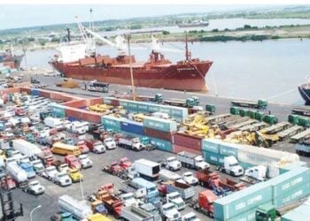 Dantsoho Ya Kaddamar Da Aikin Tsaftace Tashar Jirgi Ta Tin-Can Island