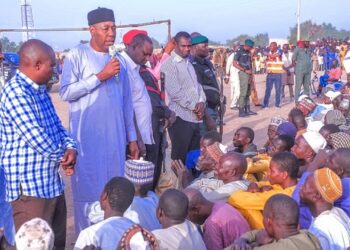 Zulum Ya Mayar Da ‘Yan Gudun Hijira 6,000 Garuruwansu A Borno