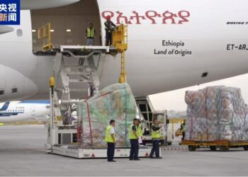 Xinjiang Ta Bude Hanyar Jigilar Kayayyaki Ta Kasa Da Kasa Zuwa Afirka Ta Farko