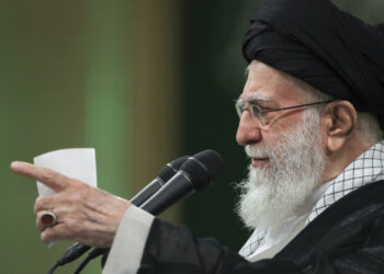 Ba Za Mu Yarda A Yi Mana Ƙarfa-ƙarfa Ba – Ayatollah Ya Gargaɗi Amurka