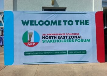 Ganduje Ya Noƙe Kan Furta Ko Shettima Zai Yi Takara Da Tinubu A 2027