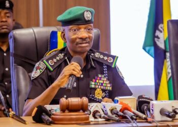 IGP Ya Sake Bayar Da Umarnin Cafko Masa Mai Magana Da Yawun Gwamnan Kano Kan Bata Wa Ganduje 