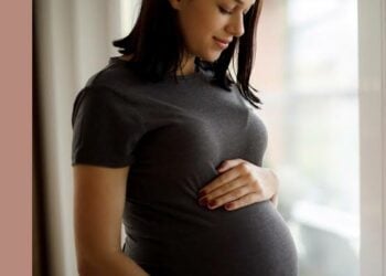 Me Ya Kamata Mai Yaron Ciki Ta Kula Da Shi?