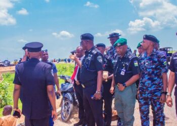 Jarumin Matashi Ya Ragargaji  Wani Ɗan Fashi A Kano