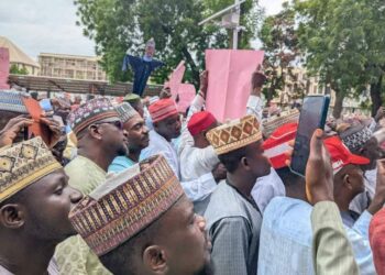 Tsoffin Kansilolin APC Sun Yi Zanga-zangar Nesanta Kansu Da Maganganun Abdullahi Abbas 