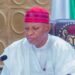 Audu Gwamnan Kano Ya Sallami Mataimaka Biyu Kan Zargin Karkatar Da Kayan Tallafi