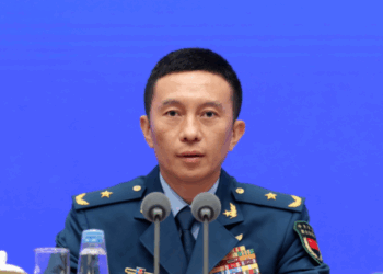 Xi Jinping Zai Duba Faretin Sojoji Ta Kan Titin Chang’an A Ranar Uku Ga Watan Satumba Dake Tafe