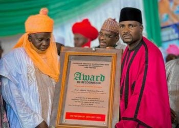 An Karrama Farfesa Adamu Gwarzo Kan Gudummawarsa Ga Bunƙasa Ilimin Jami’a A Nijeriya