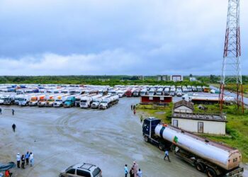 NUPENG Za Ta Fara Yajin Aiki, Dangote Na Shirin Shiga Harkar Sufurin Mai