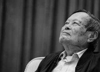 Masanin Ilimin Physics Chen Ning Yang Ya Rasu Yana Da Shekaru 103