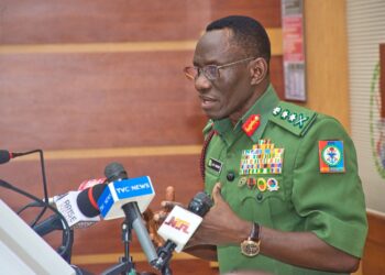 Ya Kamata Nijeriya Ta Ayyana Yaƙi Da ‘Yan Ta’adda — Tsohon Hafsan Sojin Ƙasa