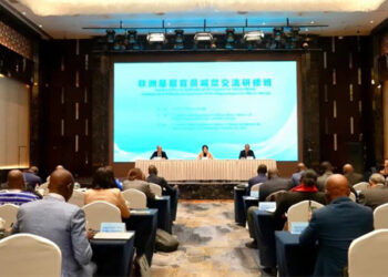 Jami’an Kasashen Afrika Na Koyon Dabarar Yaki Da Talauci Ta Sin A Jihar Ningxia