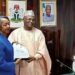 Sin Da Ɗumi-ɗumi: Yakubu Ya Miƙa Ragamar INEC Ga Agbamuche-Mbu A Matsayin Shugabar Riƙo
