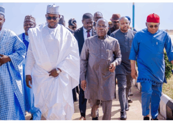 Gwamna Otti Ya Ziyarci Nnamdi Kanu A Gidan Yarin Sakkwato