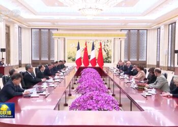 Li Qiang Ya Gana Da Shugaban Faransa