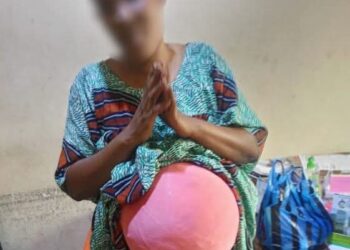 NDLEA Ta Cafke Mai Safarar Kwayoyi Da Ta Yi Cikin Bogi