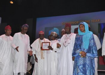 A.A. Zaura Ya Wakilci Gwamna Abba Wajen Karɓo Lambar Yabo A Legas