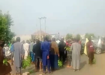 Tsaro: Zanga-zanga Ta Ɓarke Biyo Bayan Sace Iyalai A Kaduna