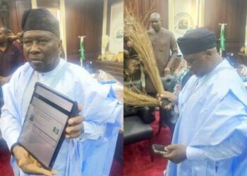 Fintiri Ya Fice Daga PDP Zuwa APC