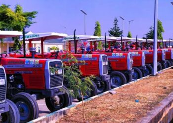 Gwamnatin Tarayya Ta Kaddamar Da Taraktoci 2,000 Domin Noman Hekta Miliyan 1.5
