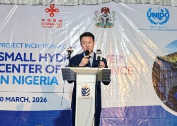 Jakadan Sin a Najeriya Ya Halarci Bikin Kaddamar Da Aikin Cibiyar Samar Da Wutar Lantarki Ta Karfin Ruwa A Najeriya