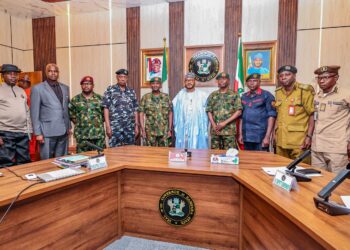 Harin ‘Yan Bindiga A Zamfara: Gwamna Lawal Ya Jagoranci Taron Gaggawa Kan Tsaro