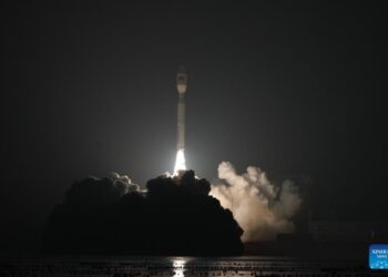 Rokar Smart Dragon-3 Ta Kasar Sin Ta Harba Taurarin Dan’adam Daga Teku 